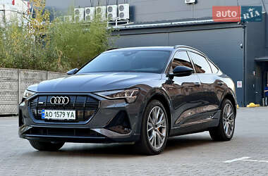 Внедорожник / Кроссовер Audi e-tron Sportback 2021 в 