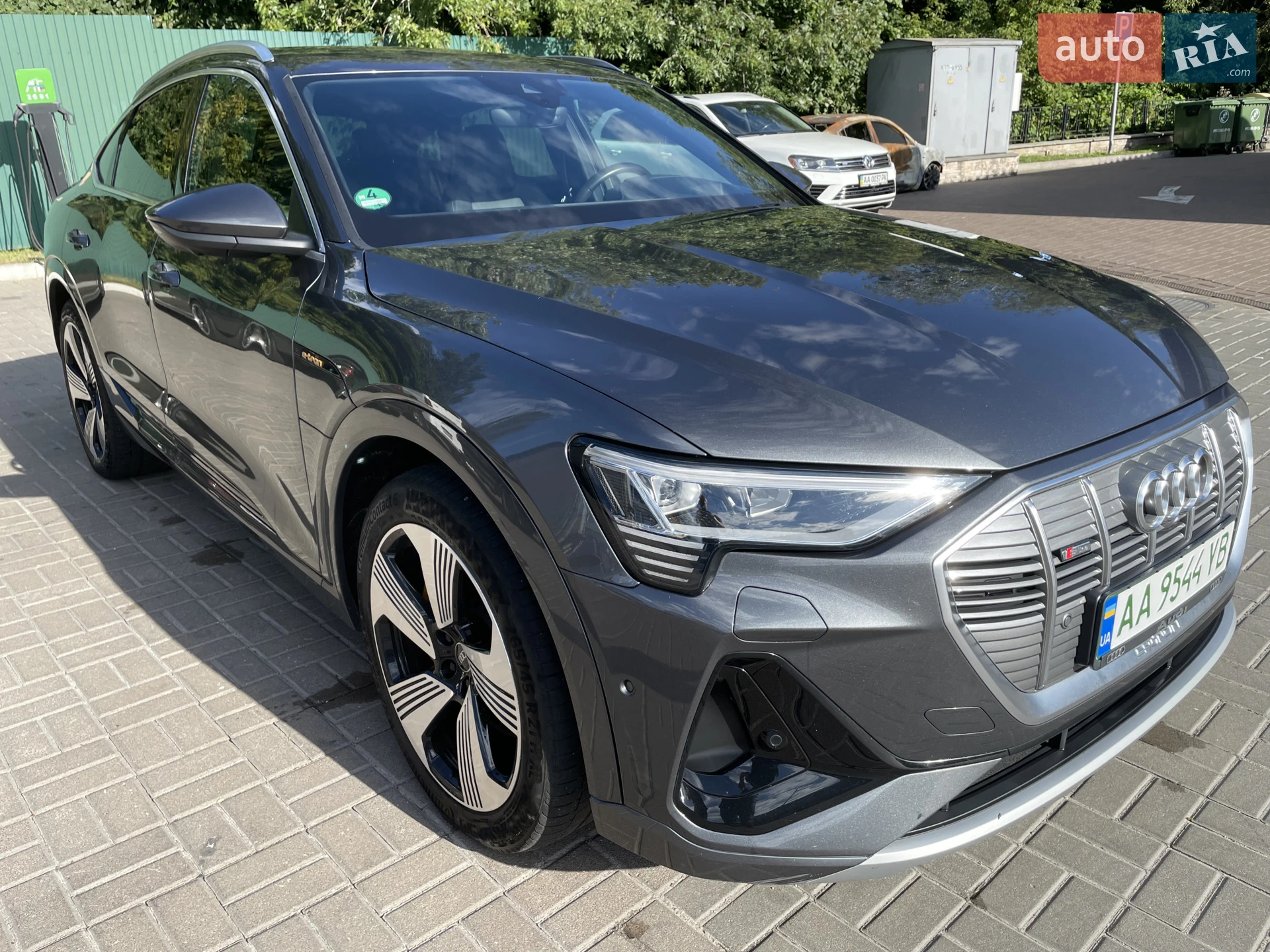 2020 Audi e-tron Sportback - мініатюра 4