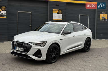 Позашляховик / Кросовер Audi e-tron Sportback 2022 в Мукачевому