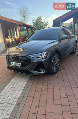 Внедорожник / Кроссовер Audi e-tron Sportback 2021 в Ровно