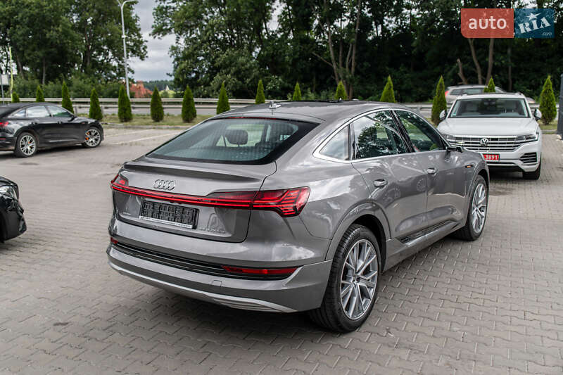 Внедорожник / Кроссовер Audi e-tron Sportback 2022 в Львове