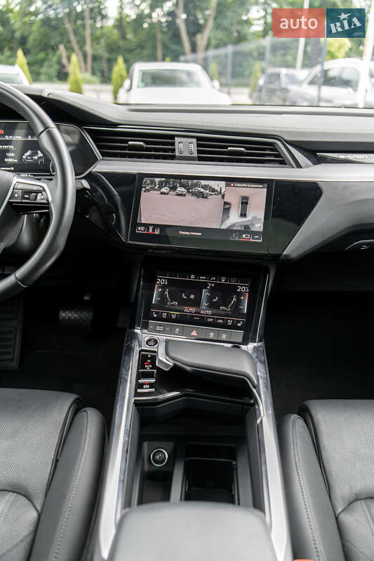 Внедорожник / Кроссовер Audi e-tron Sportback 2022 в Львове