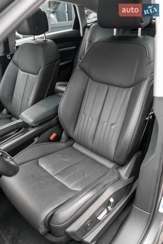 Внедорожник / Кроссовер Audi e-tron Sportback 2022 в Львове