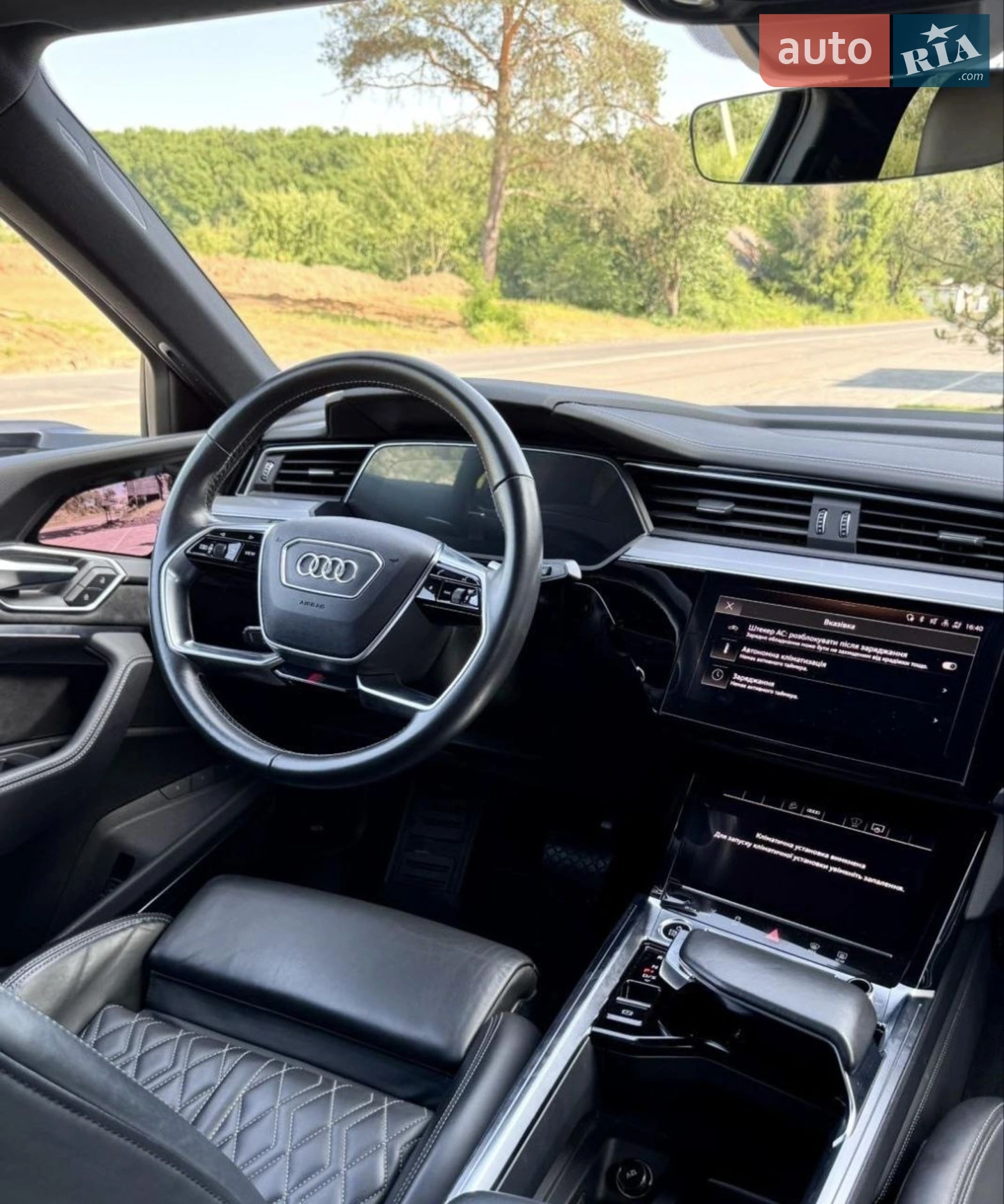 2020 Audi e-tron Sportback - мініатюра 12