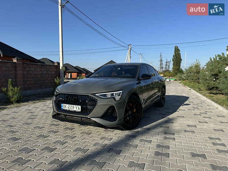 Внедорожник / Кроссовер Audi e-tron Sportback 2022 в Ровно фото Внедорожник / Кроссовер Audi e-tron Sportback 2022 в Ровно
