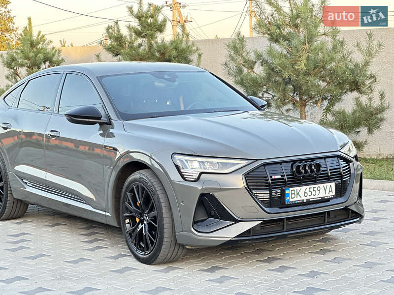 Внедорожник / Кроссовер Audi e-tron Sportback 2022 в Ровно фото 5 Внедорожник / Кроссовер Audi e-tron Sportback 2022 в Ровно