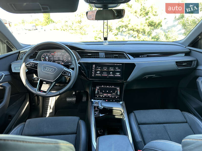 Внедорожник / Кроссовер Audi e-tron Sportback 2022 в Ровно фото 17 Внедорожник / Кроссовер Audi e-tron Sportback 2022 в Ровно