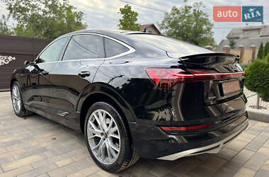 Внедорожник / Кроссовер Audi e-tron Sportback 2023 в 