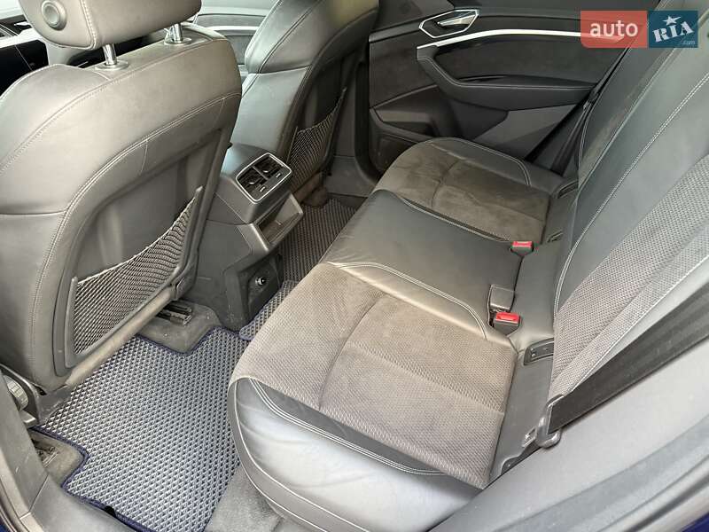 Внедорожник / Кроссовер Audi e-tron Sportback 2020 в Белгороде-Днестровском