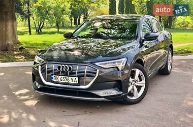 Позашляховик / Кросовер Audi e-tron Sportback 2020 в Рівному
