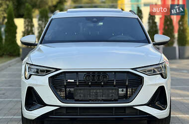 Внедорожник / Кроссовер Audi e-tron Sportback 2022 в 