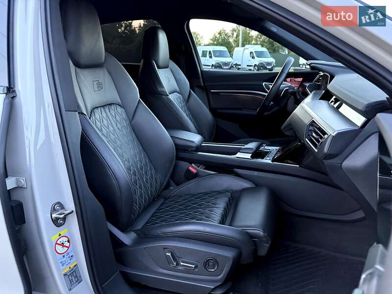 Внедорожник / Кроссовер Audi e-tron Sportback 2022 в Киеве