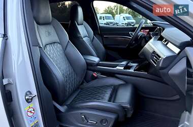 Внедорожник / Кроссовер Audi e-tron Sportback 2022 в 