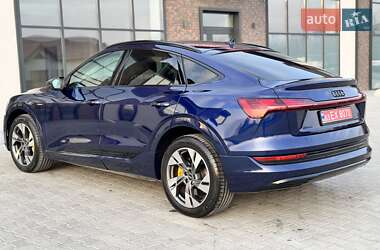 Внедорожник / Кроссовер Audi e-tron Sportback 2021 в 