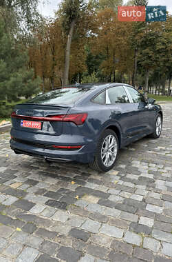 Внедорожник / Кроссовер Audi e-tron Sportback 2022 в 