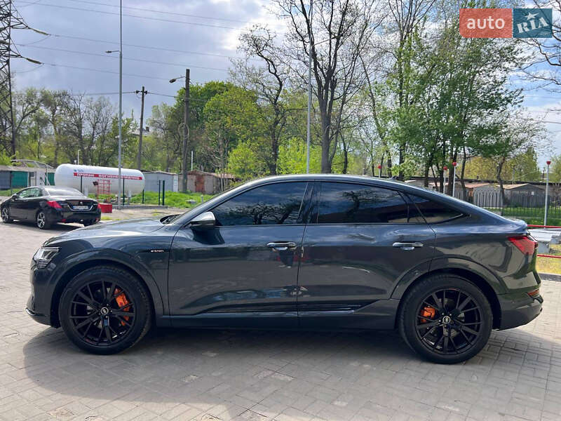 Внедорожник / Кроссовер Audi e-tron Sportback 2022 в Днепре фото 8 Внедорожник / Кроссовер Audi e-tron Sportback 2022 в Днепре
