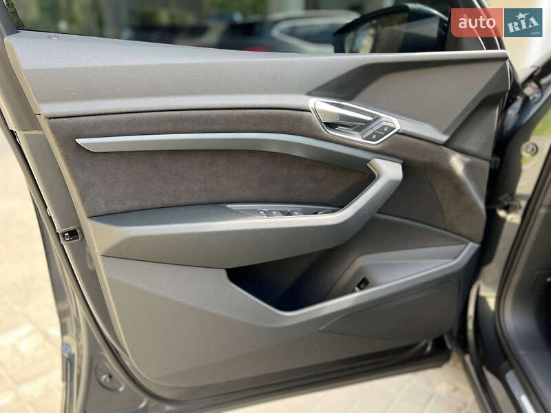 Внедорожник / Кроссовер Audi e-tron Sportback 2022 в Днепре