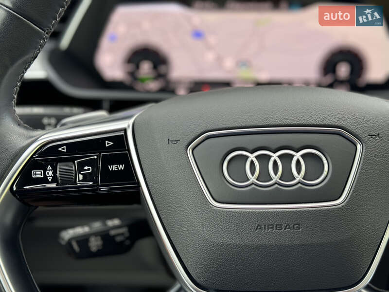 Позашляховик / Кросовер Audi e-tron Sportback 2021 в Мукачевому