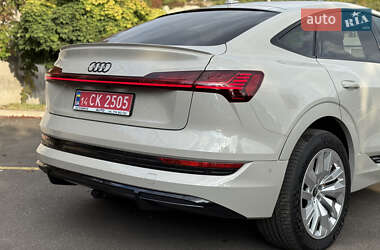 Внедорожник / Кроссовер Audi e-tron Sportback 2021 в 