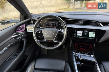 Внедорожник / Кроссовер Audi e-tron Sportback 2021 в 