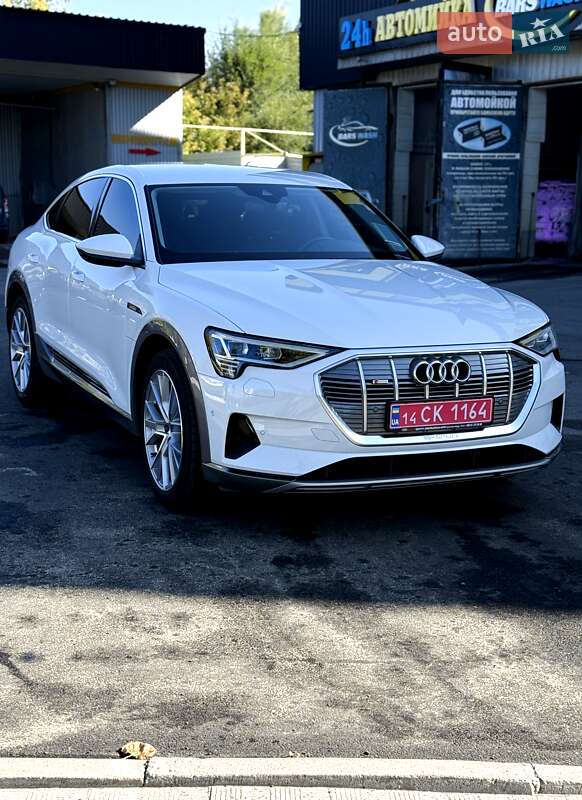 Внедорожник / Кроссовер Audi e-tron Sportback 2022 в Харькове