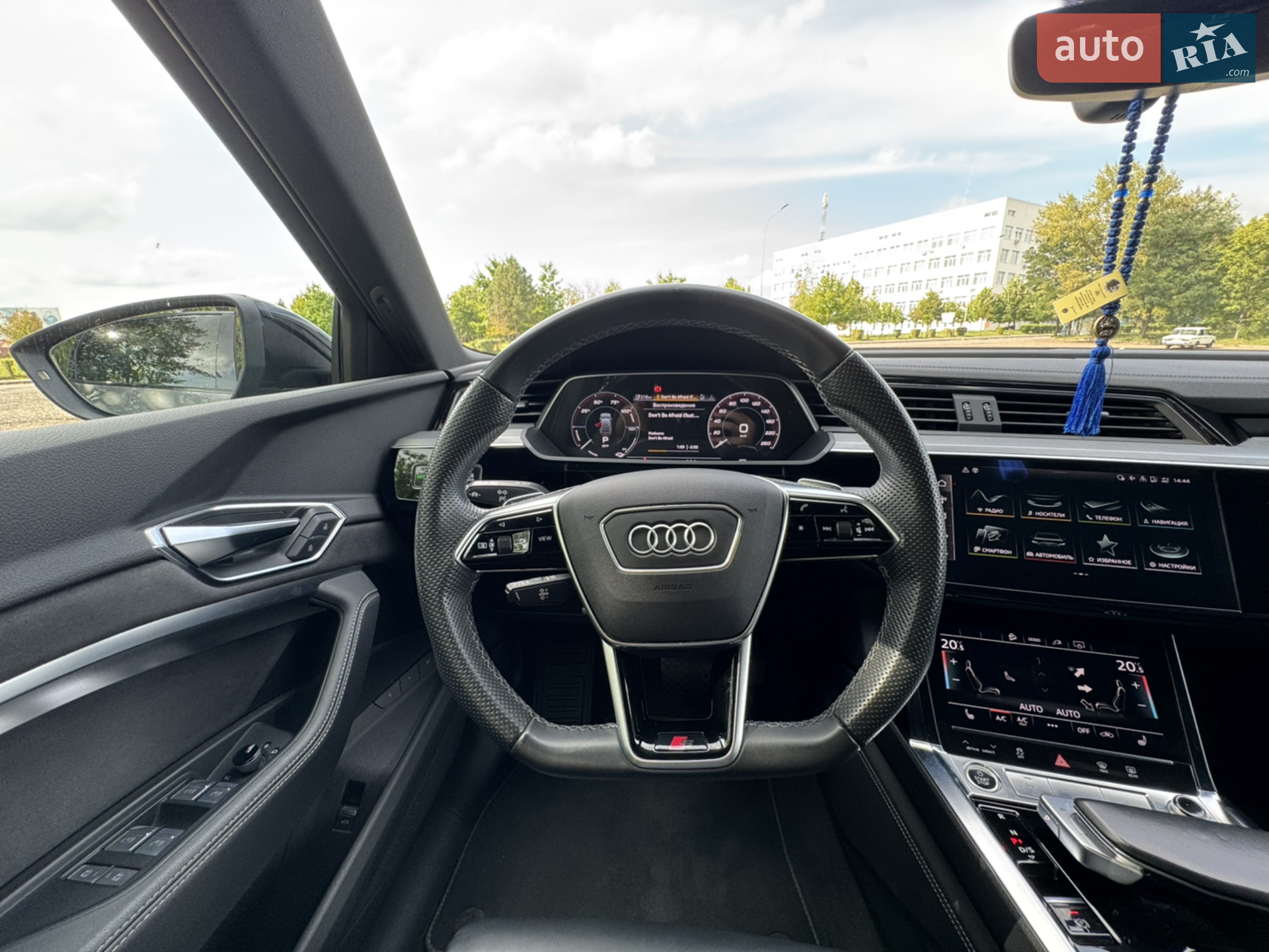 2021 Audi e-tron Sportback - мініатюра 9