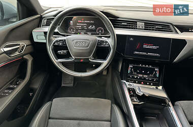 Внедорожник / Кроссовер Audi e-tron Sportback 2021 в 