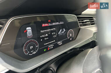 Внедорожник / Кроссовер Audi e-tron Sportback 2021 в 