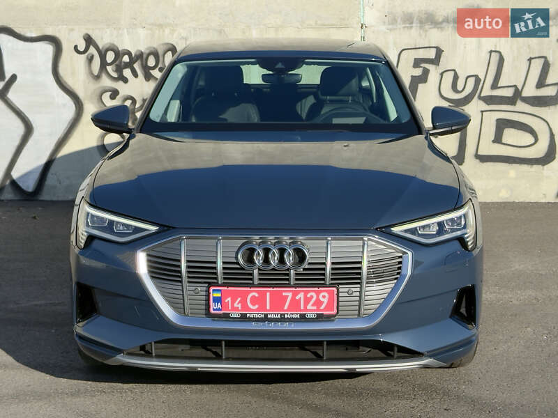 Внедорожник / Кроссовер Audi e-tron Sportback 2021 в Львове