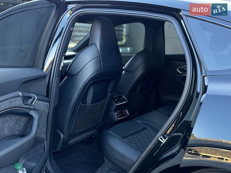 Внедорожник / Кроссовер Audi e-tron Sportback 2020 в Киеве фото 63 Внедорожник / Кроссовер Audi e-tron Sportback 2020 в Киеве