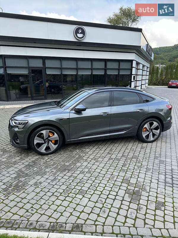 Внедорожник / Кроссовер Audi e-tron Sportback 2020 в 