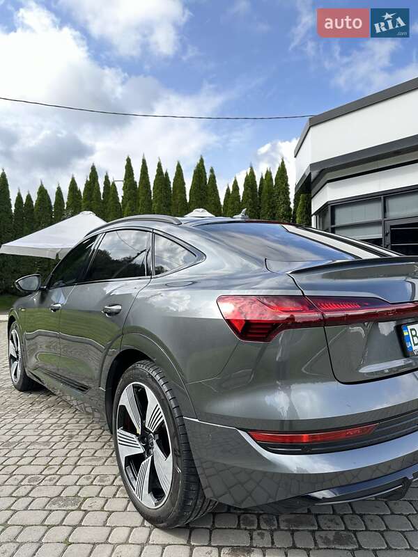Позашляховик / Кросовер Audi e-tron Sportback 2020 в Львові фото 7 Позашляховик / Кросовер Audi e-tron Sportback 2020 в Львові