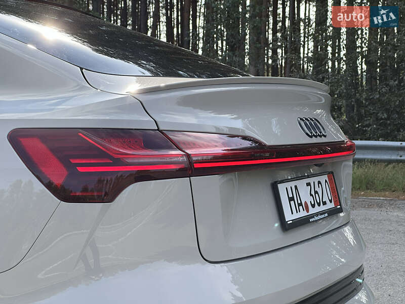 Внедорожник / Кроссовер Audi e-tron Sportback 2022 в Ковеле