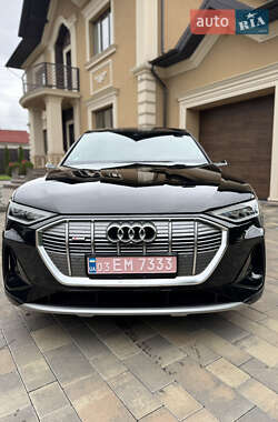 Внедорожник / Кроссовер Audi e-tron Sportback 2023 в 