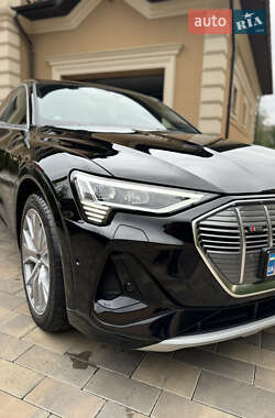 Внедорожник / Кроссовер Audi e-tron Sportback 2023 в 