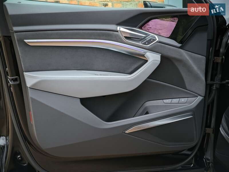 Внедорожник / Кроссовер Audi e-tron Sportback 2022 в Житомире