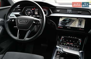 Внедорожник / Кроссовер Audi e-tron Sportback 2022 в 