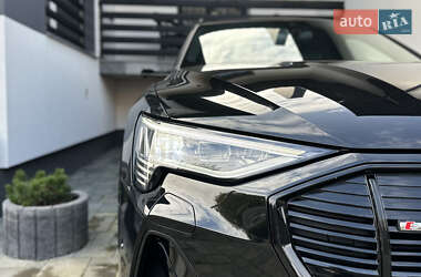 Внедорожник / Кроссовер Audi e-tron Sportback 2021 в 