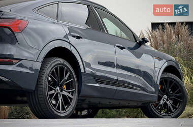 Внедорожник / Кроссовер Audi e-tron Sportback 2022 в 