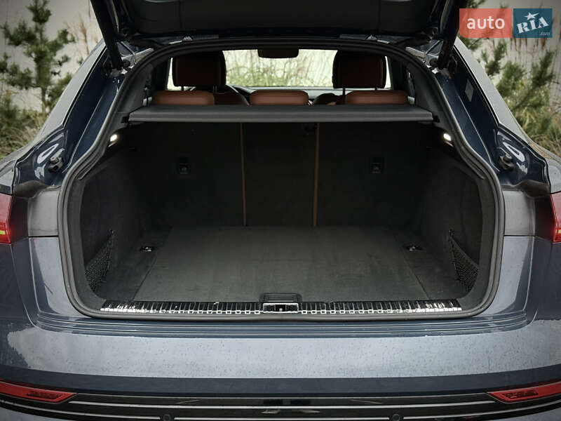 Внедорожник / Кроссовер Audi e-tron Sportback 2022 в Луцке