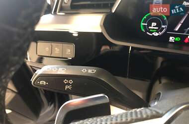 Позашляховик / Кросовер Audi e-tron Sportback 2021 в  фото 29 Позашляховик / Кросовер Audi e-tron Sportback 2021 в