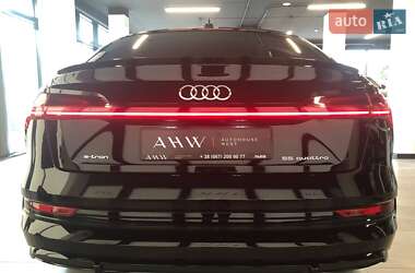 Позашляховик / Кросовер Audi e-tron Sportback 2021 в  фото 9 Позашляховик / Кросовер Audi e-tron Sportback 2021 в