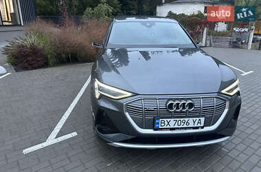 Внедорожник / Кроссовер Audi e-tron Sportback 2020 в 