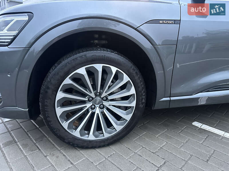 Позашляховик / Кросовер Audi e-tron Sportback 2020 в Хмельницькому фото 16 Позашляховик / Кросовер Audi e-tron Sportback 2020 в Хмельницькому