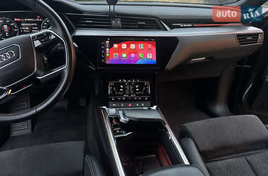 Внедорожник / Кроссовер Audi e-tron Sportback 2020 в 