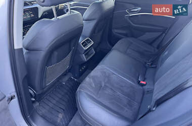 Внедорожник / Кроссовер Audi e-tron Sportback 2020 в 