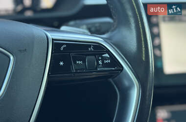 Внедорожник / Кроссовер Audi e-tron Sportback 2020 в 