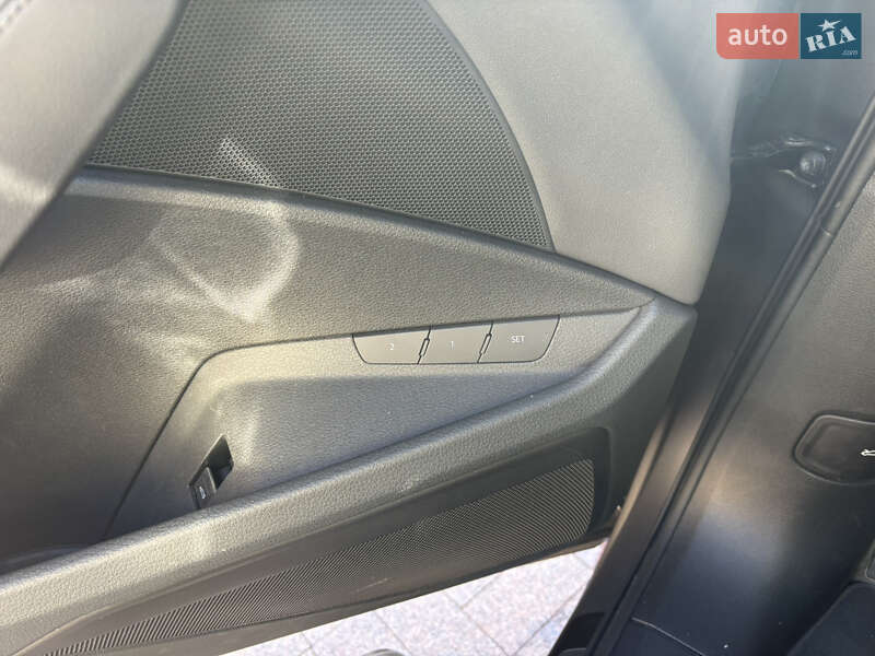 Внедорожник / Кроссовер Audi e-tron Sportback 2021 в Киеве