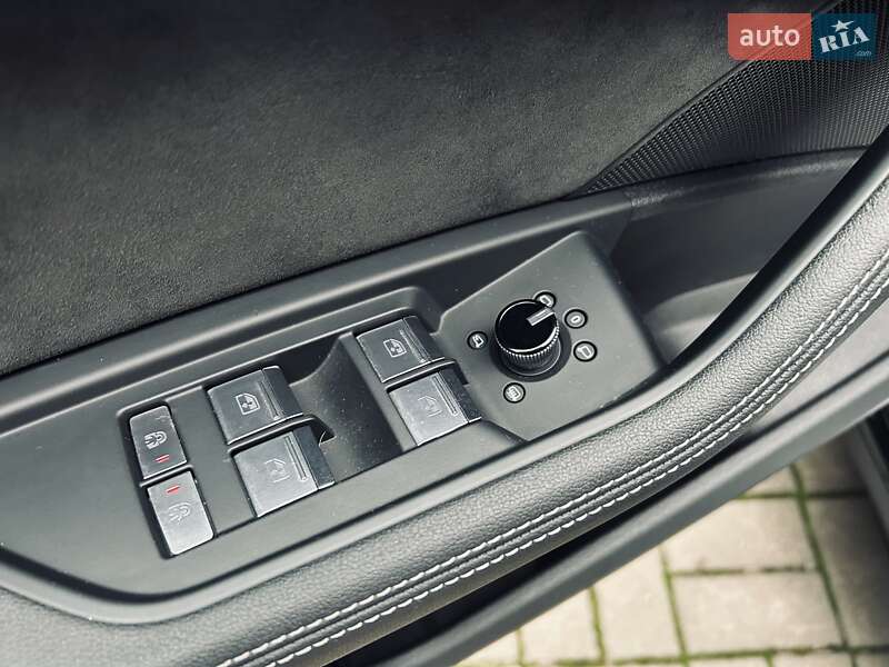 Позашляховик / Кросовер Audi e-tron Sportback 2020 в Луцьку