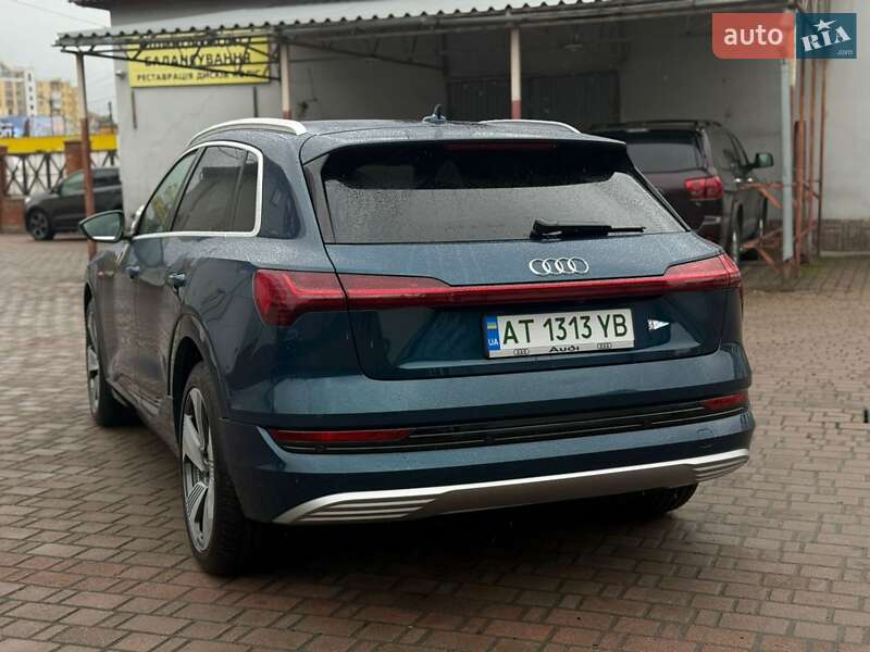 Позашляховик / Кросовер Audi e-tron Sportback 2019 в Івано-Франківську